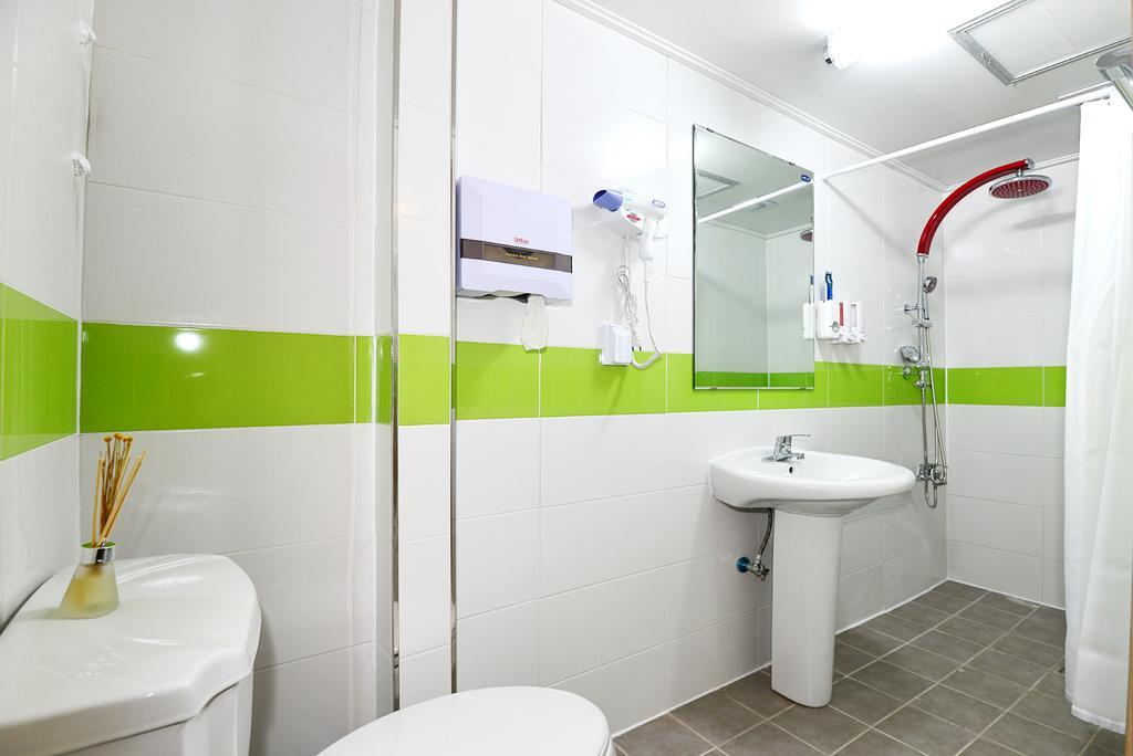 Story House Hotel Sokcho Bagian luar foto