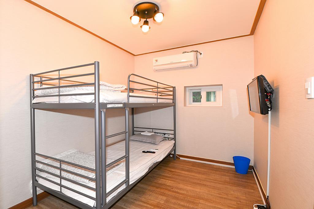 Story House Hotel Sokcho Bagian luar foto