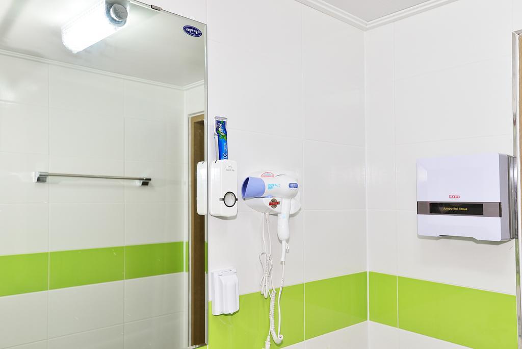 Story House Hotel Sokcho Bagian luar foto