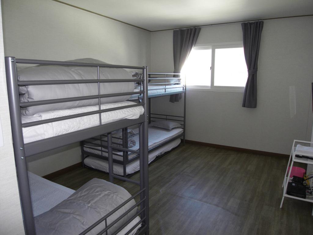 Story House Hotel Sokcho Bagian luar foto